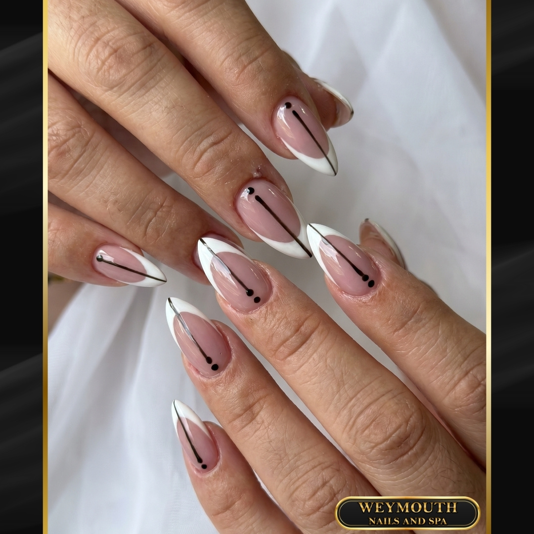 Elegant nails